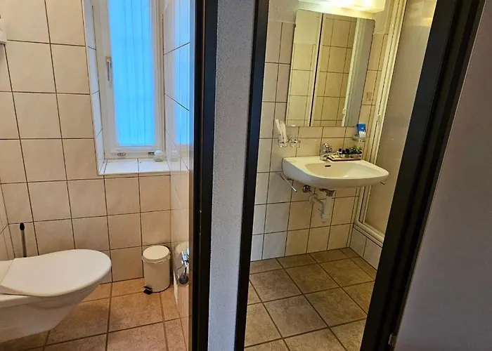 Miramont Horse Trekking *