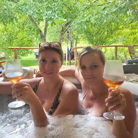 Miramont Horse Trekking *