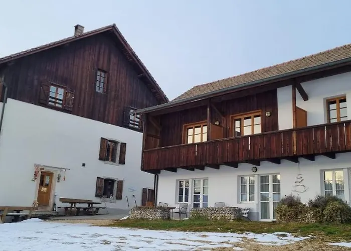 Miramont Horse Trekking Hotel *