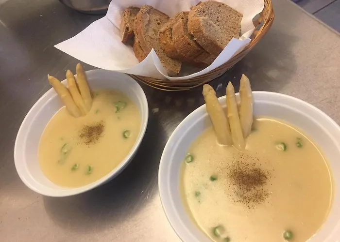 Miramont Horse Trekking * Saicourt