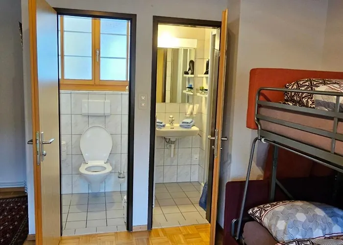 Miramont Horse Trekking Hotel *