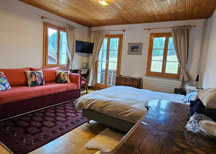 Miramont Horse Trekking * Saicourt